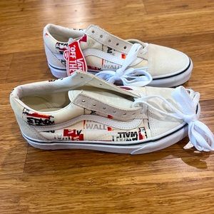 NWT Vans old skool shoes